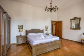 Spacious 3 Bedroom Apartment